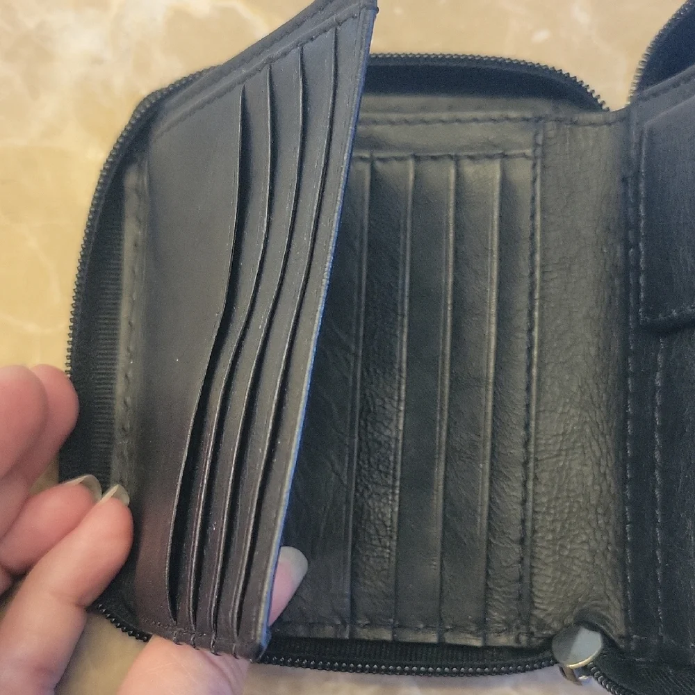 100% Black Leather Card Holder/Billfold